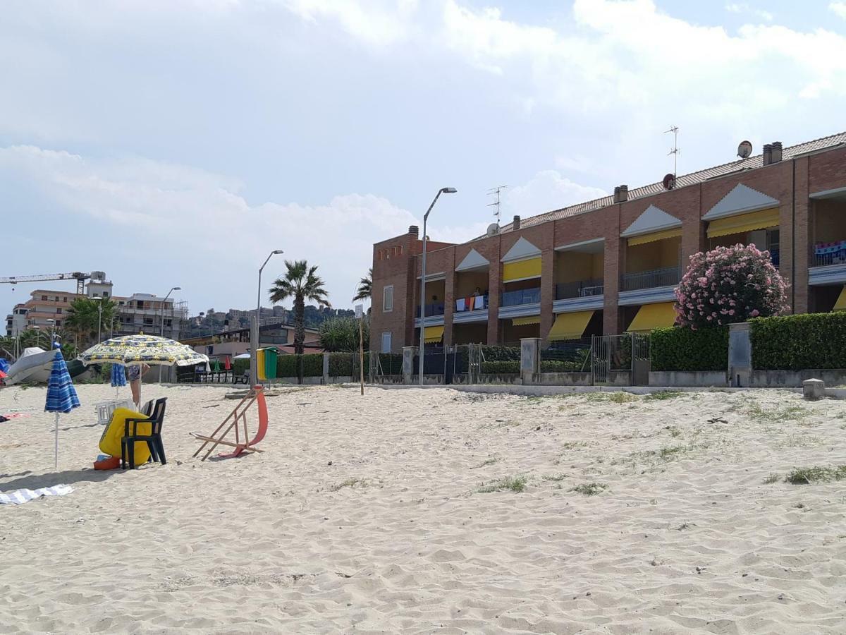 Appartamento Emilia Cupra Marittima Esterno foto